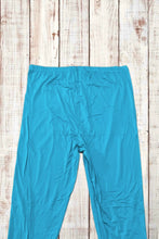 Load image into Gallery viewer, Buttery Soft Leggings - Solid Teal
