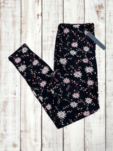 Load image into Gallery viewer, Buttery Soft Leggings - Floral Pink &amp; Black
