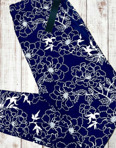 Buttery Soft Leggings - Floral Navy & White