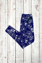 Load image into Gallery viewer, Buttery Soft Leggings - Floral Navy &amp; White
