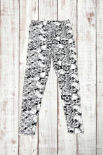 Load image into Gallery viewer, Buttery Soft Leggings - Spooky Skulls
