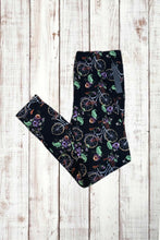 Load image into Gallery viewer, Buttery Soft Leggings - Bicyles &amp; Flowers
