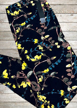 Load image into Gallery viewer, Buttery Soft Leggings - Vines &amp; Flowers
