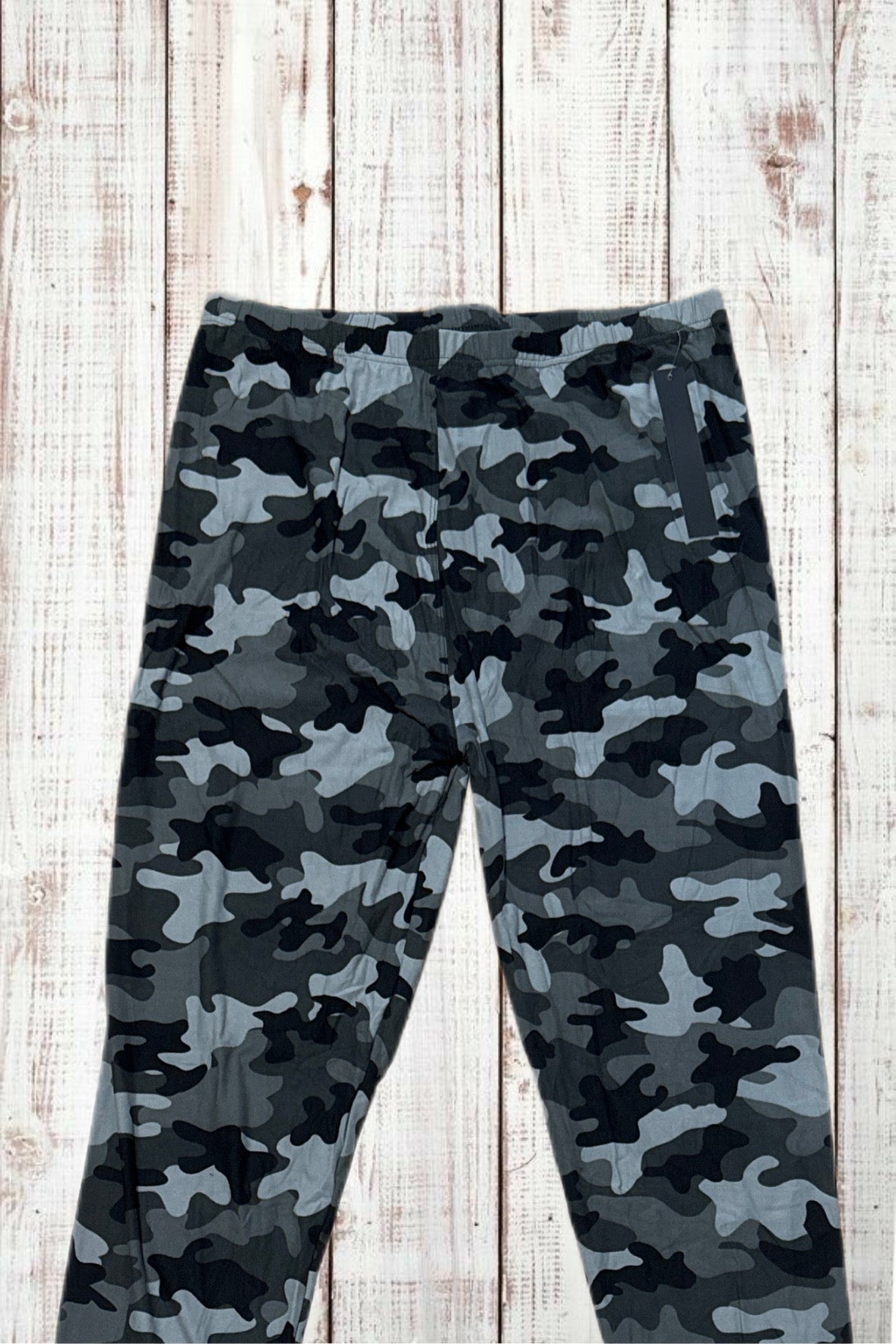 Buttery Soft Leggings - Gray Camo
