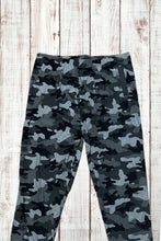 Load image into Gallery viewer, Buttery Soft Leggings - Gray Camo
