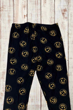 Load image into Gallery viewer, Buttery Soft Leggings - Halloween Glowing Pumpkins
