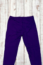 Load image into Gallery viewer, Buttery Soft Leggings - Solid Purple
