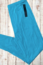 Load image into Gallery viewer, Buttery Soft Leggings - Solid Teal
