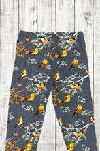 Load image into Gallery viewer, Buttery Soft Leggings - Birds of a Feather
