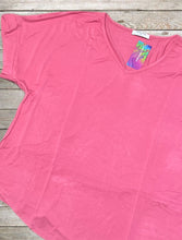 Load image into Gallery viewer, Extra Stretchy Tee - Desert Rose
