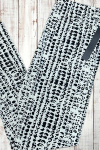 Buttery Soft Leggings - Black & White Gator