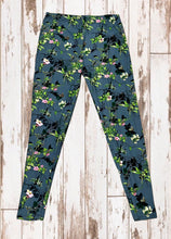 Load image into Gallery viewer, Buttery Soft Leggings - Pink &amp; Green Floral
