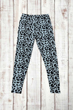 Load image into Gallery viewer, Buttery Soft Leggings - Gray Leopard
