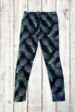 Load image into Gallery viewer, Buttery Soft Leggings - Pineapples
