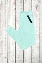 Load image into Gallery viewer, Buttery Soft Leggings - Solid Sea Foam Green
