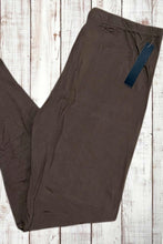 Load image into Gallery viewer, Buttery Soft Leggings - Solid Mocha Brown
