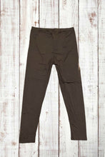 Load image into Gallery viewer, Buttery Soft Leggings - Solid Mocha Brown
