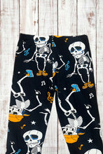 Load image into Gallery viewer, Buttery Soft Leggings - Skating Skelly
