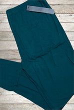 Load image into Gallery viewer, Buttery Soft Leggings - Solid Forest Green
